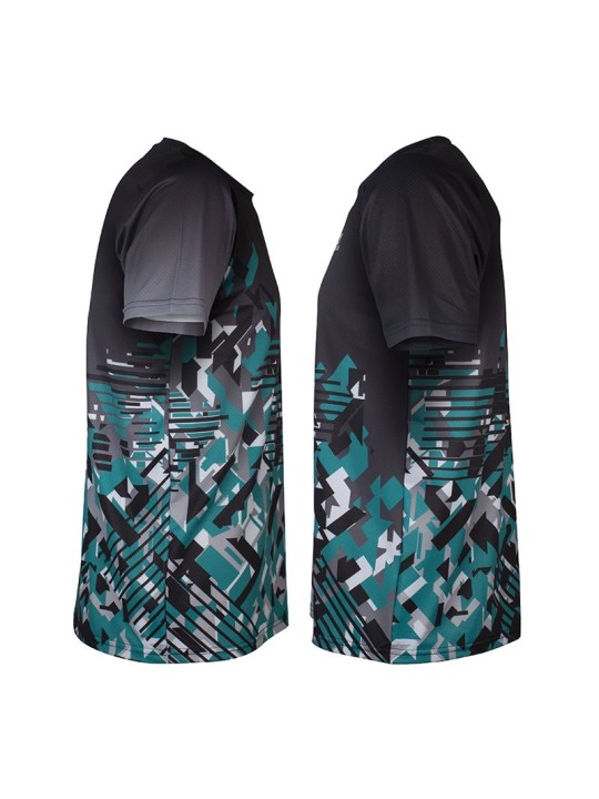 Camiseta APACS 10159 detalle laterales bicolor negro y azul, costuras reforzadas