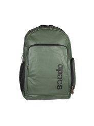 Mochila APACS 337 Green vista frontal en color verde con diseño urbano y deportivo